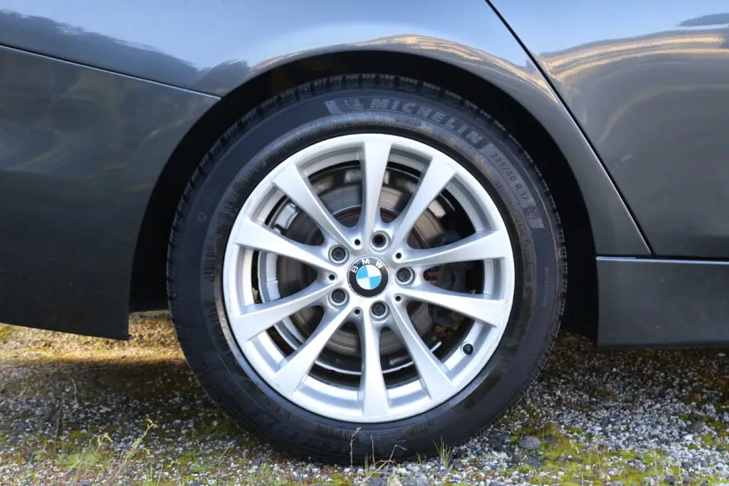 BMW 320D EFFICENCY DYNAMICS