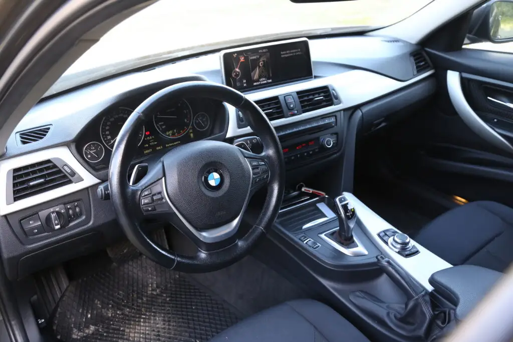BMW 320D EFFICENCY DYNAMICS